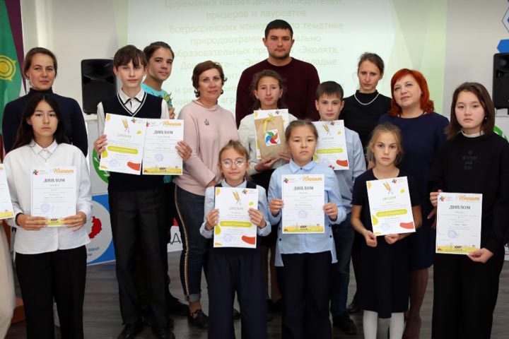 В Хакасии наградили юных экологов
